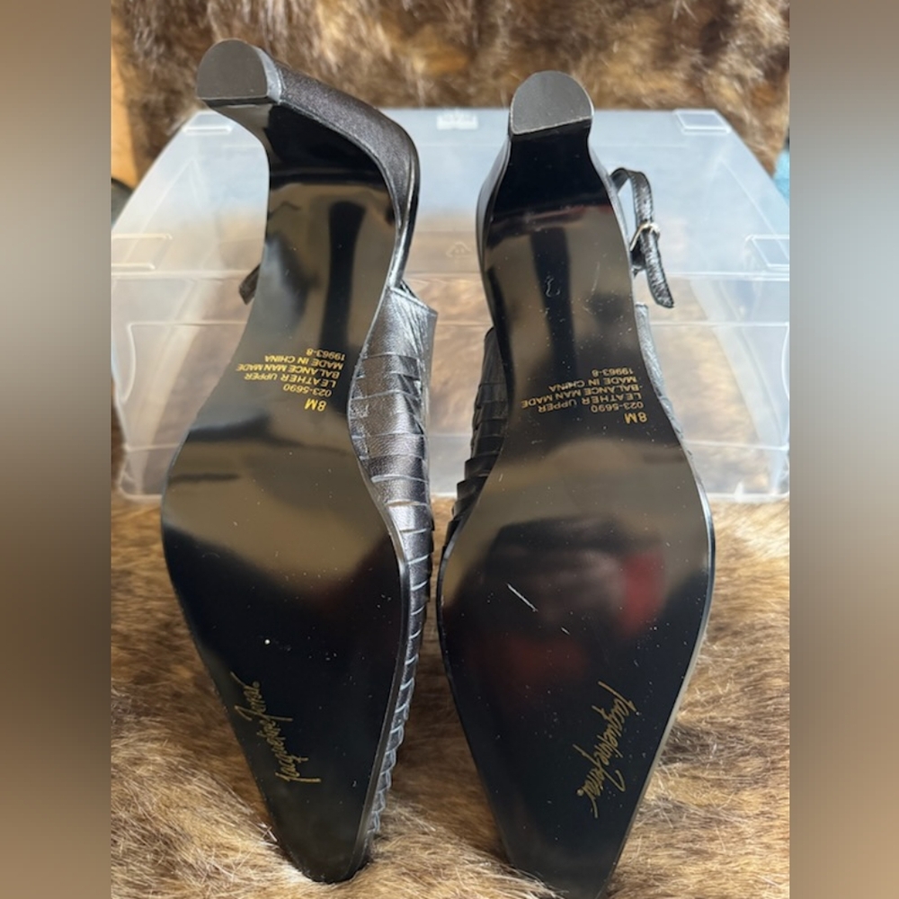 Black Slingback Heels - Picture 4 of 4